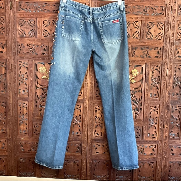 Guess Size 31 Ladies Straight Leg, Medium Wash, Faded, Embellished Jeans - Picture 10 of 16